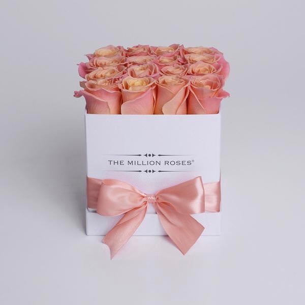 Cutie pătrată cu trandafiri naturali Peach Rose