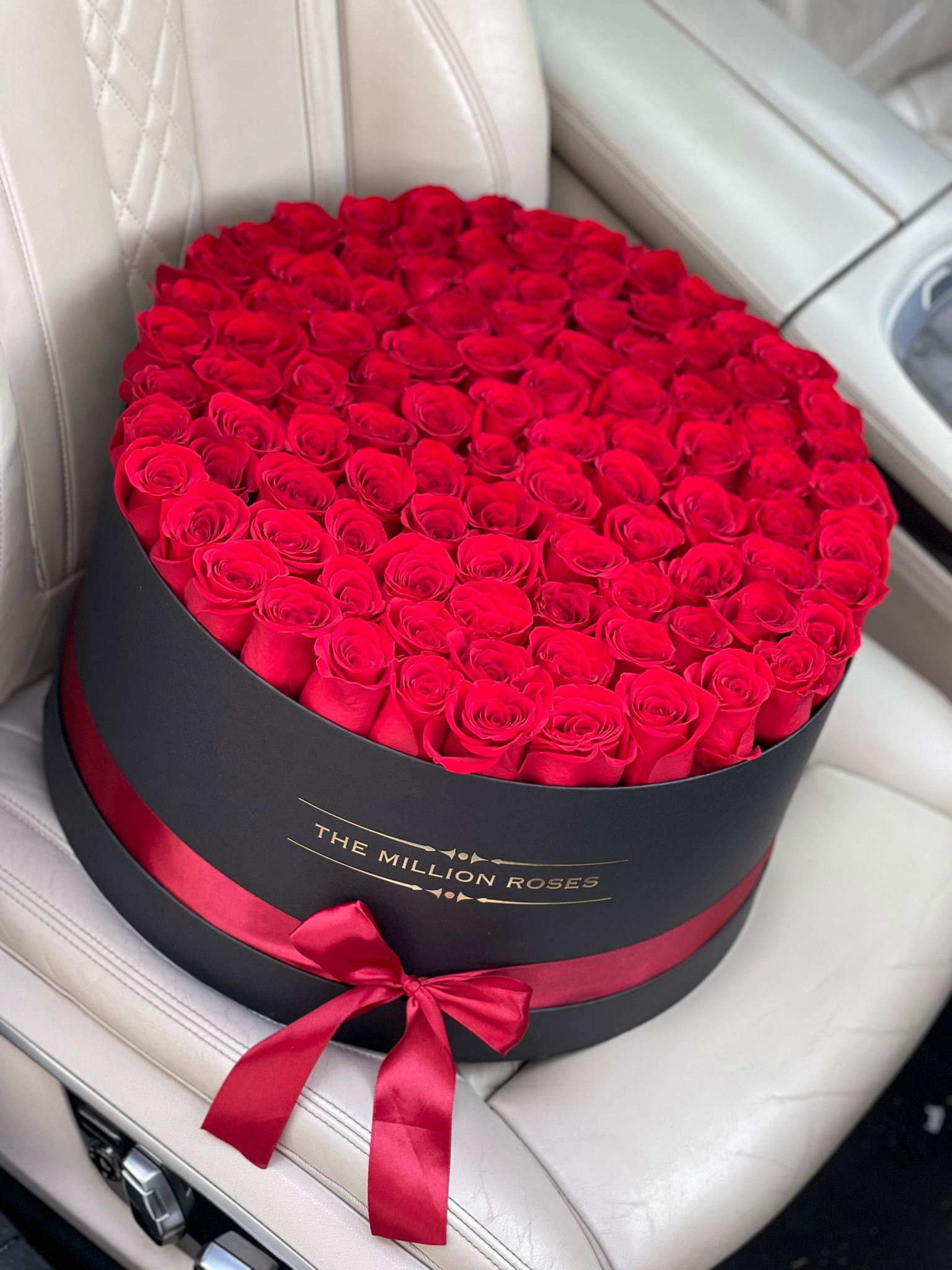 101 de trandafiri naturali roșii - Cutie gigantă