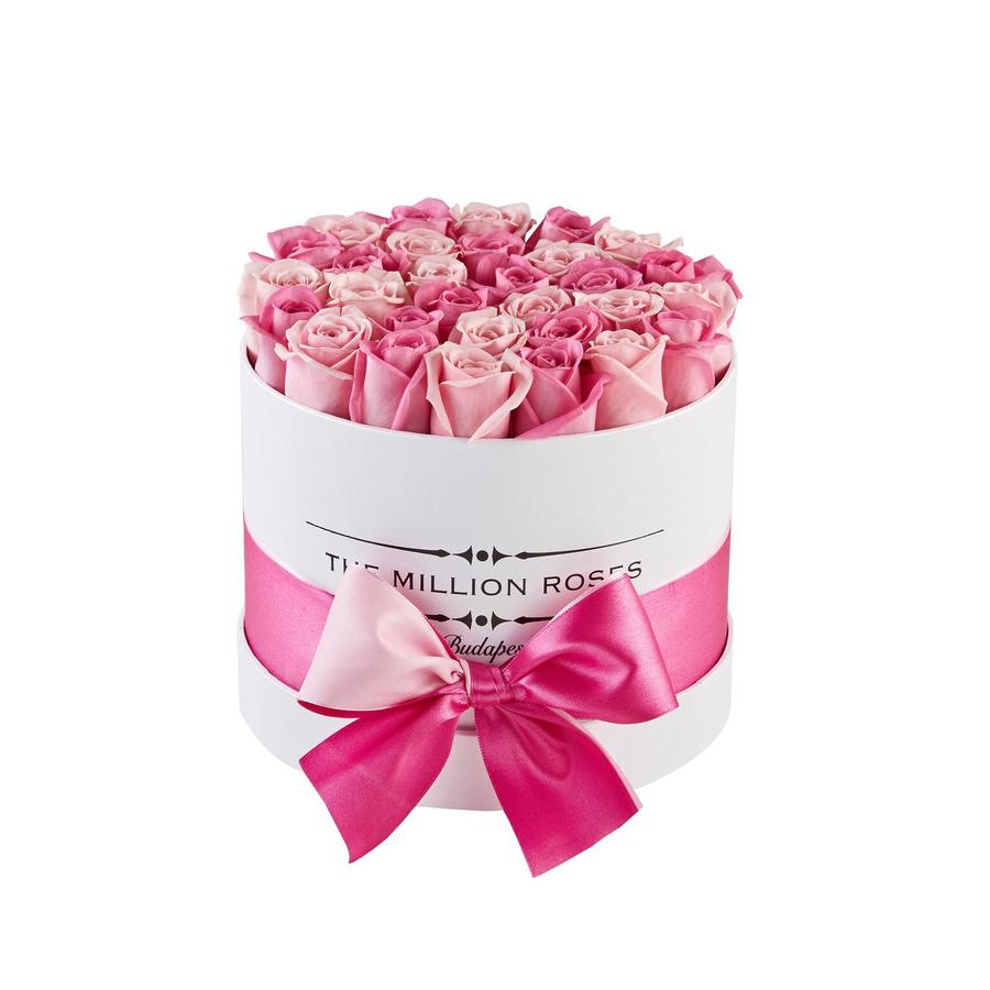 Trandafiri naturali roz in cutie mică