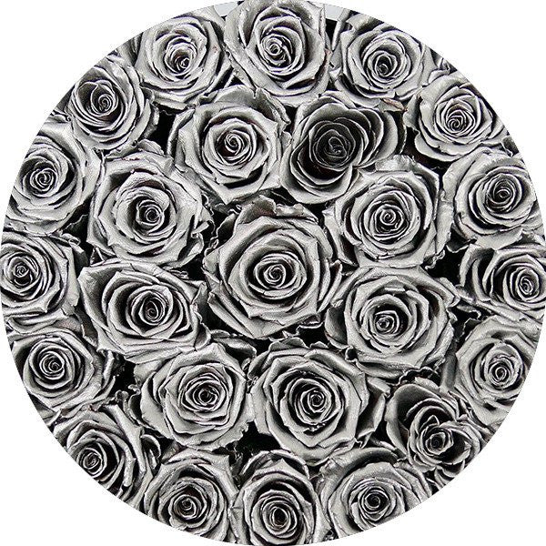 Trandafiri argintii in cutie mică