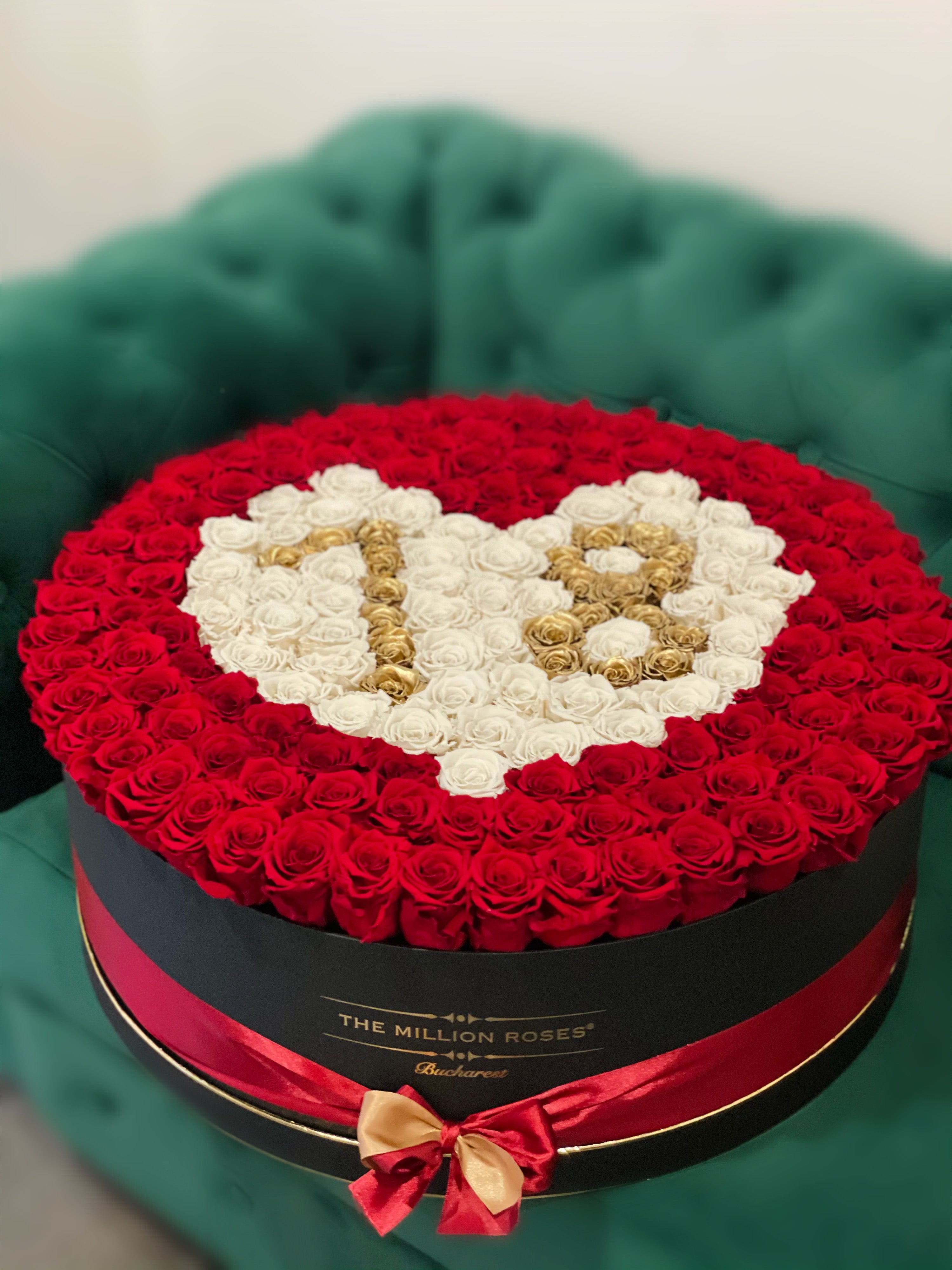 Aranjament gigant de trandafiri criogenati-Editia luxury