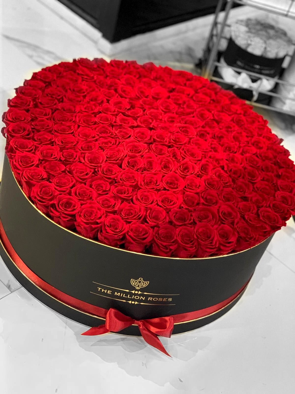 251 Fire de trandafiri roșii naturali - The Million Luxury