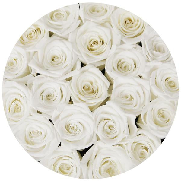 Aranjament de trandafiri naturali albi in cutie mică neagra